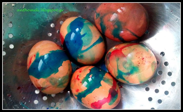 Τεχνική για πασχαλινά αυγά με χρώματα ζαχαροπλαστικής! 5