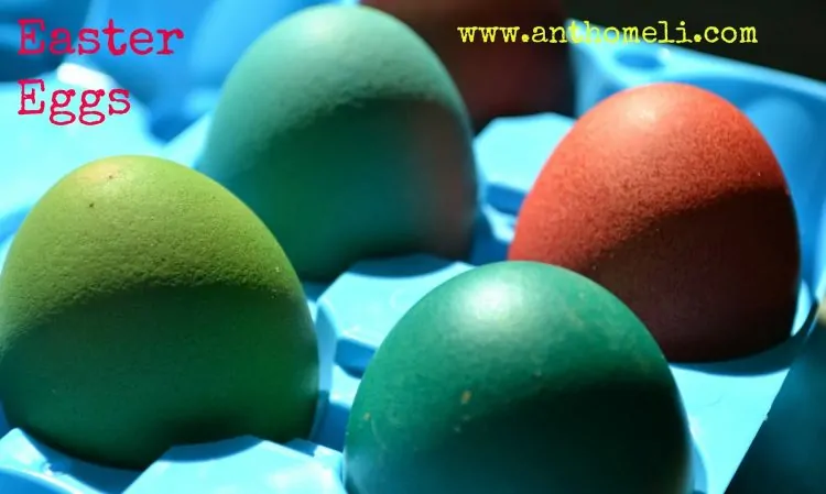 Πασχαλινά αυγά με χρώματα ζαχαροπλαστικής 