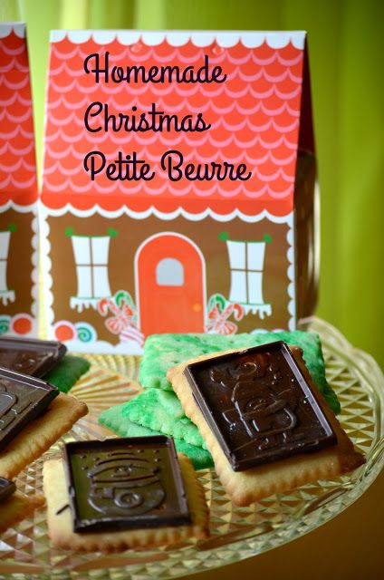 Σπιτικά Petite Beurre με κουβερτούρα σε χριστουγεννιάτικη διάθεση! 5