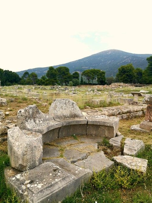 Το Αρχαίο Θέατρο της Επιδαύρου και το Ασκληπιείο