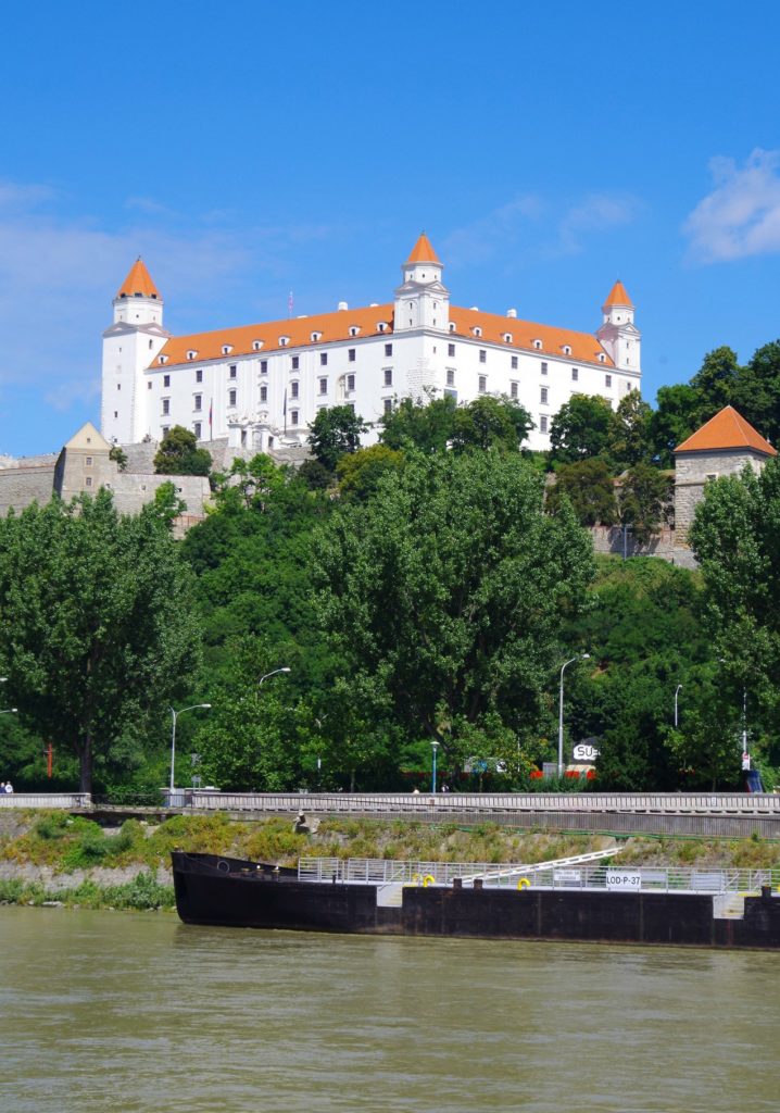Μπρατισλάβα, η όμορφη πρωτεύουσα της Σλοβακίας. Το Κάστρο της Μπρατισλάβας.