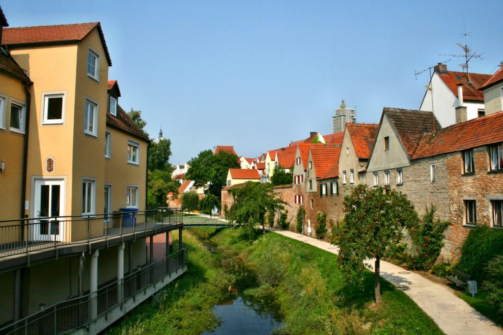 Ο ρομαντικός δρόμος της Γερμανίας. 12 μεσαιωνικές πόλεις και χωριά του. Τo Donauwörth