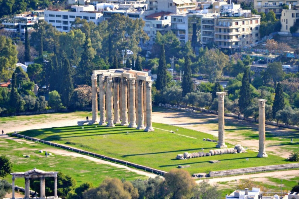 Μια ολοήμερη περιήγηση στην Αθήνα. Στήλες Ολυμπίου Διός