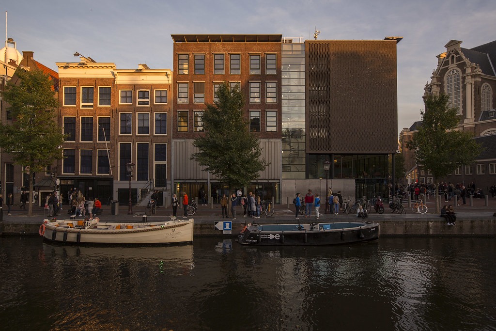 Virtual tour στο σπίτι της Άννας Φρανκ στο Άμστερνταμ