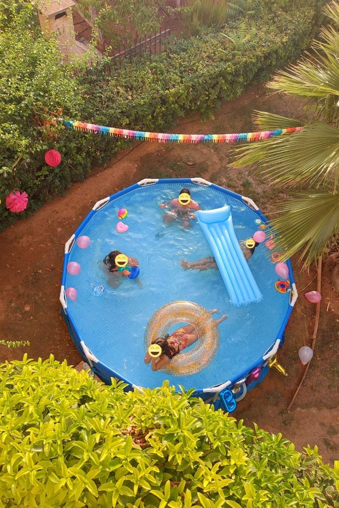Pool party για τα 10α γενέθλια της Μελίτας στον κήπο μας 