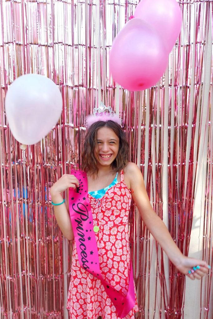 Το μαραθώνιο Pool Party της Μελίτας για τα 10α γενέθλιά της 10