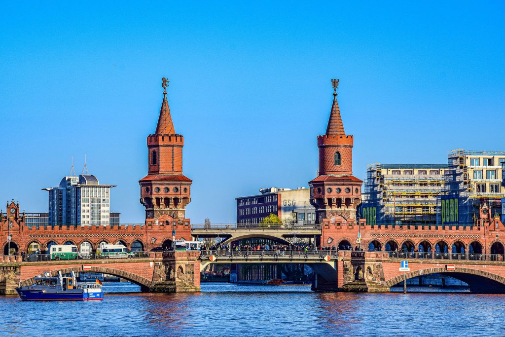 Ταξίδι στο Βερολίνο... η συνέχεια! Η γέφυρα Oberbaumbrücke 